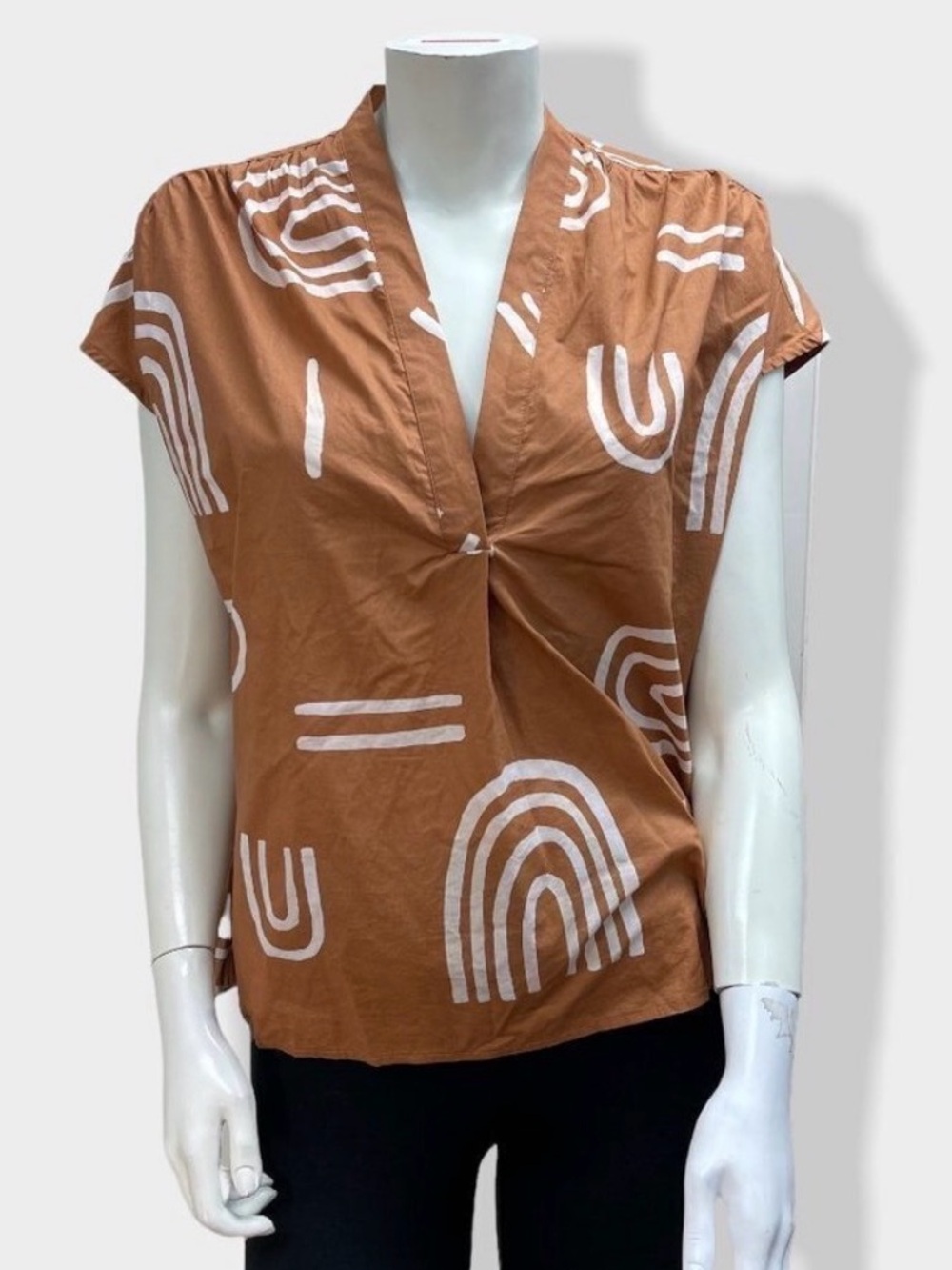 Camel Brown Short-Sleeve V-Neck rouched-Front Women's Top